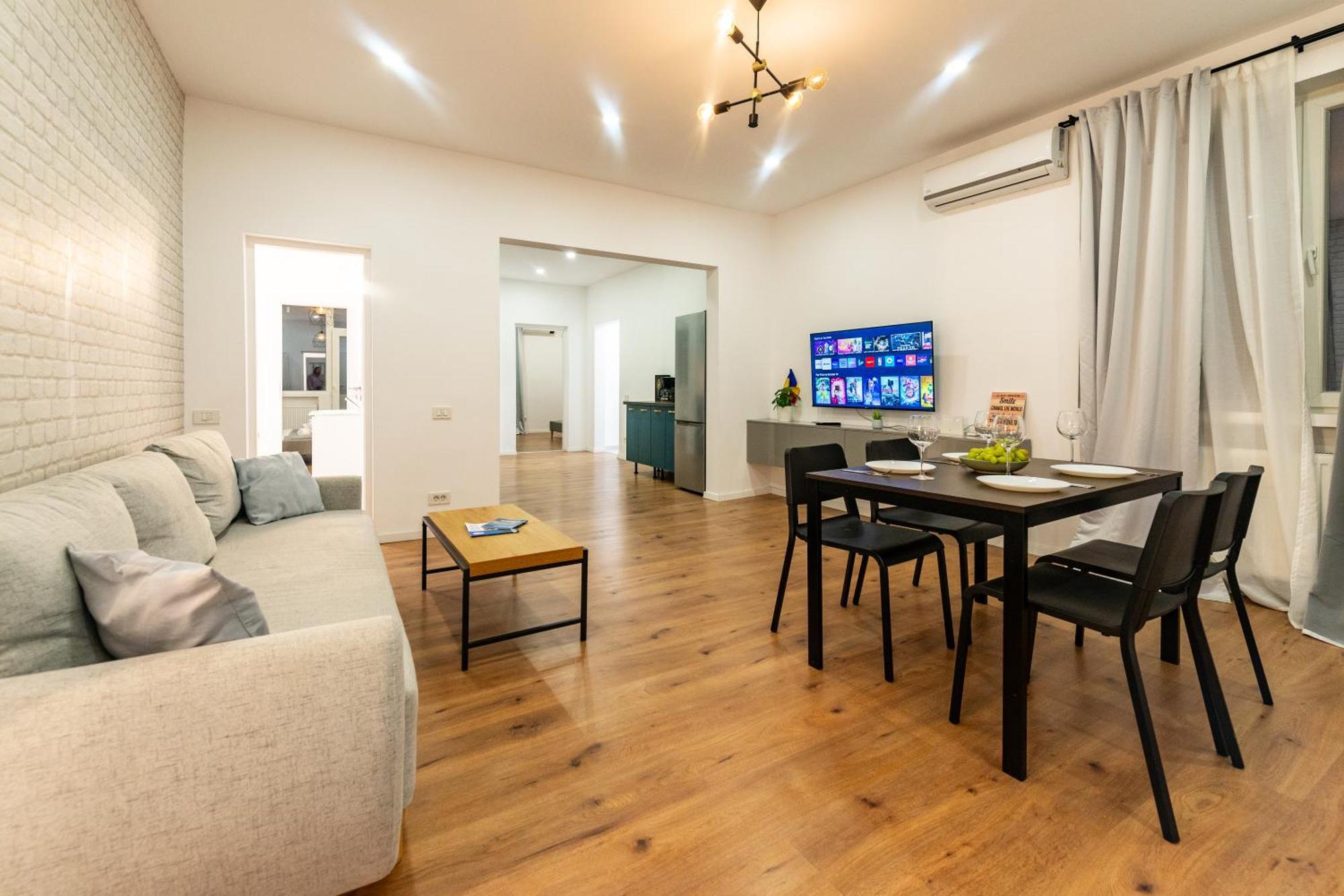 Ultracentral Spacious Apartment 4Br Bucharest Luaran gambar