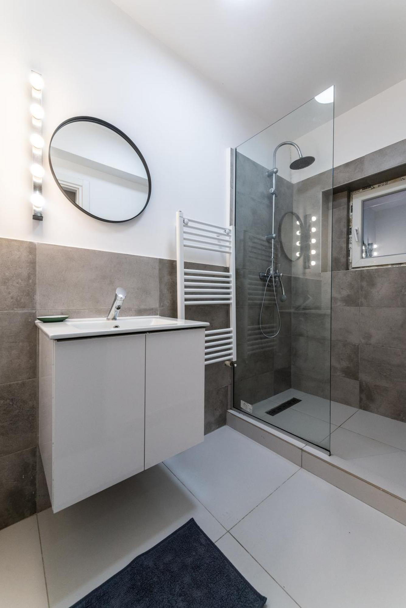 Ultracentral Spacious Apartment 4Br Bucharest Luaran gambar