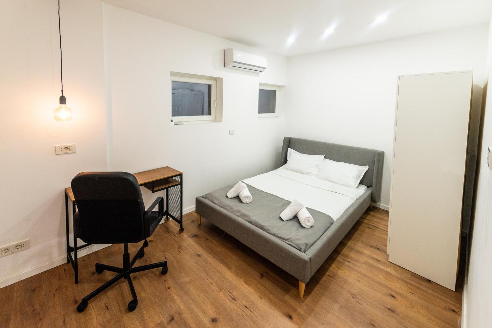 Ultracentral Spacious Apartment 4Br Bucharest Luaran gambar