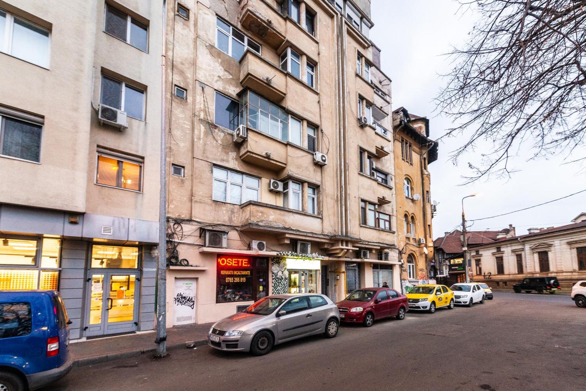 Ultracentral Spacious Apartment 4Br Bucharest Luaran gambar
