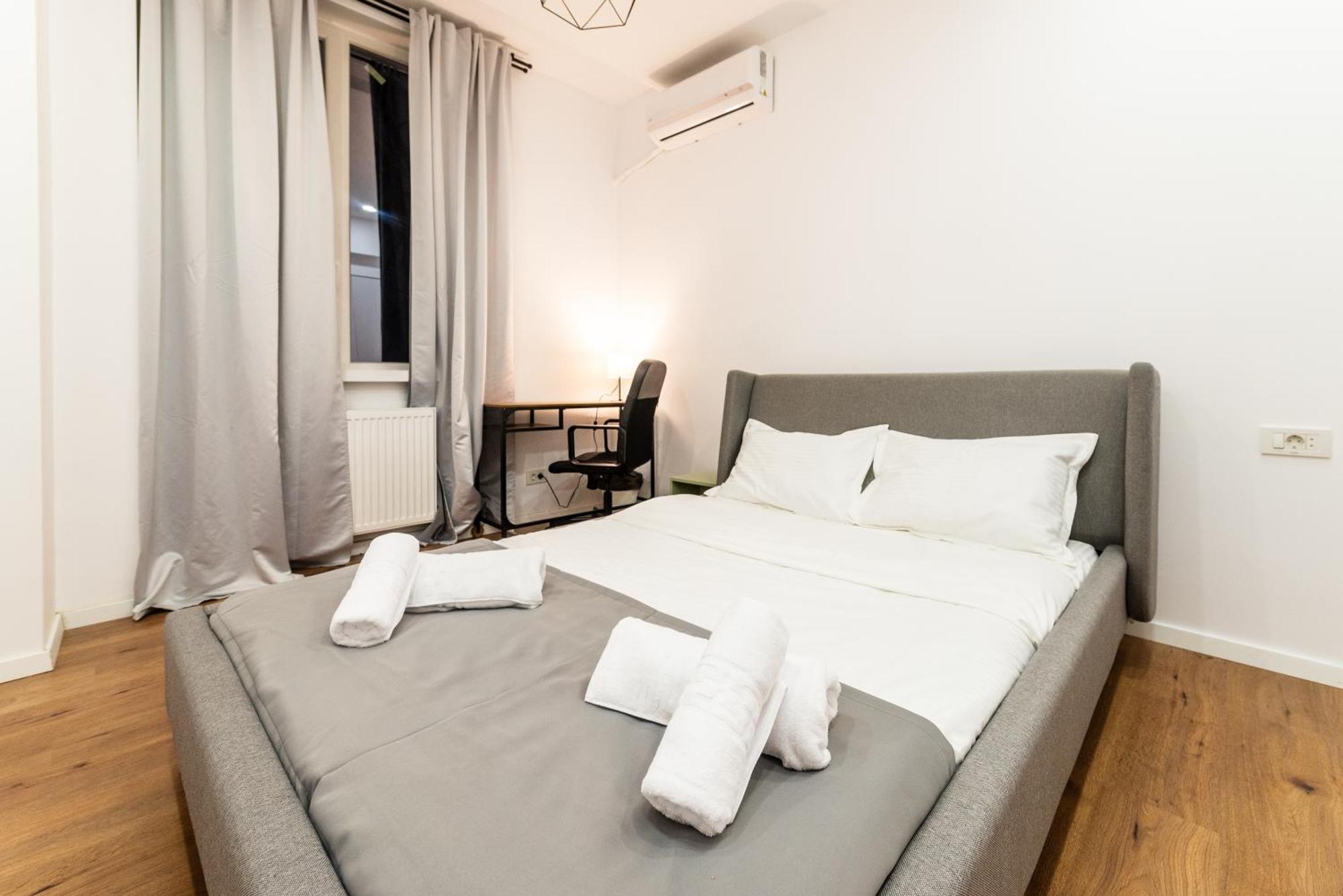 Ultracentral Spacious Apartment 4Br Bucharest Luaran gambar