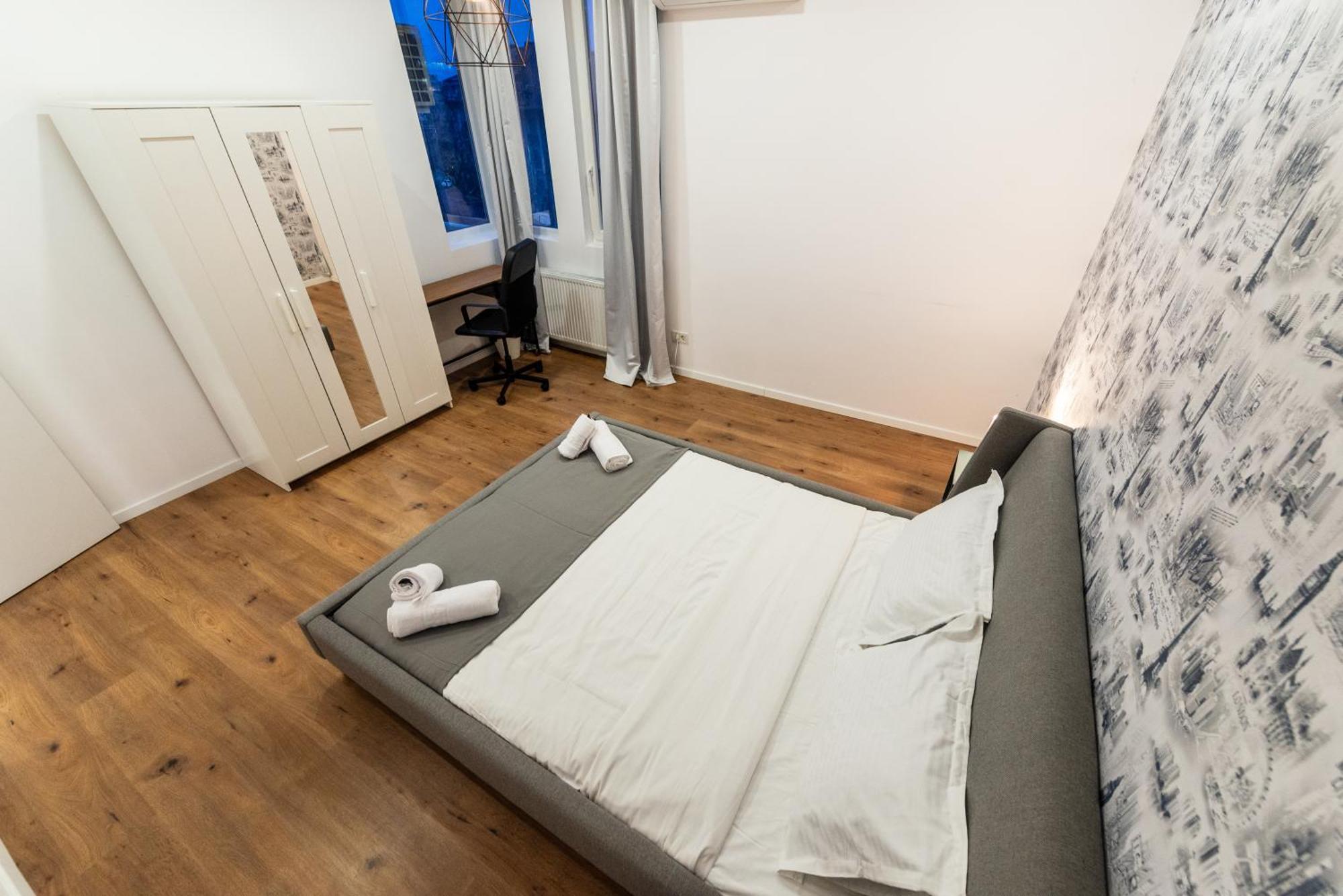 Ultracentral Spacious Apartment 4Br Bucharest Luaran gambar