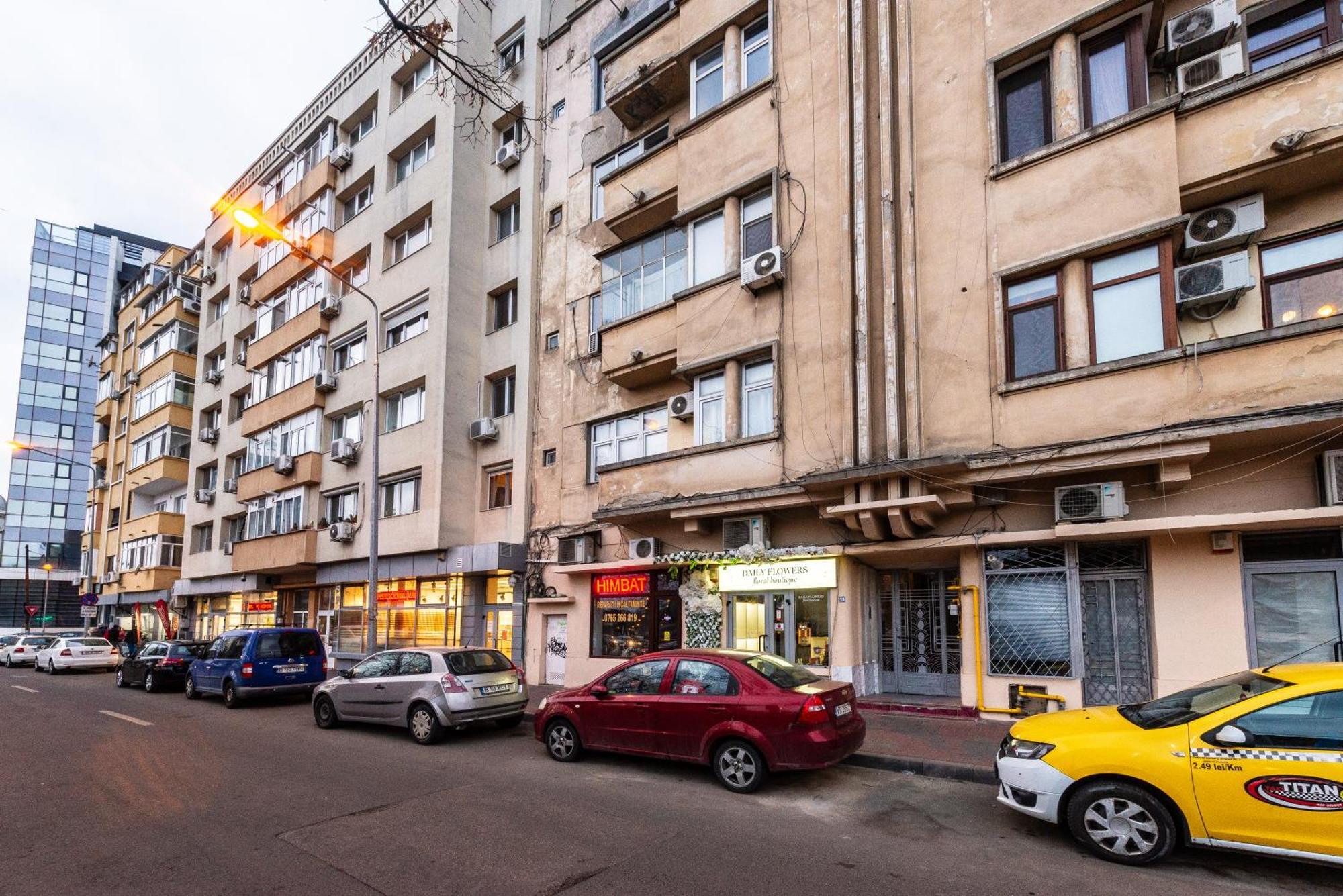 Ultracentral Spacious Apartment 4Br Bucharest Luaran gambar